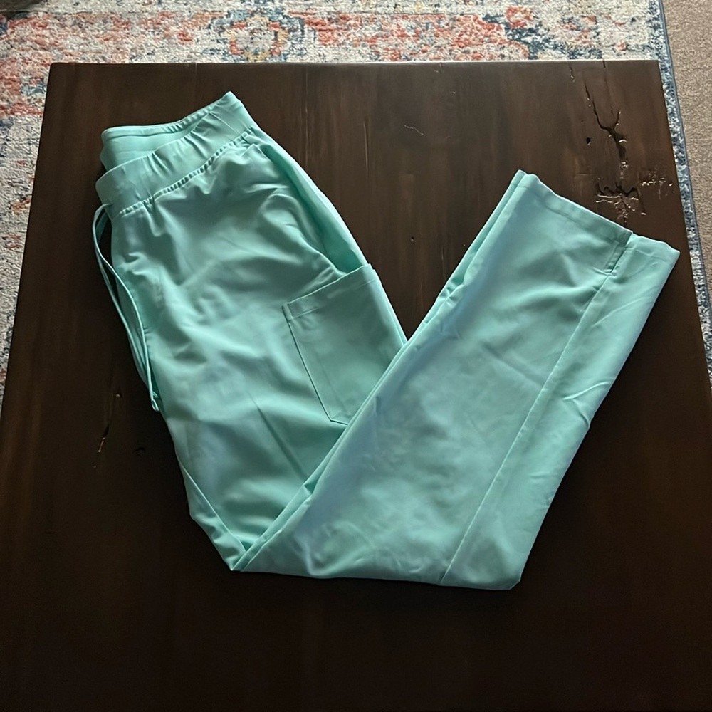 Scrub pants